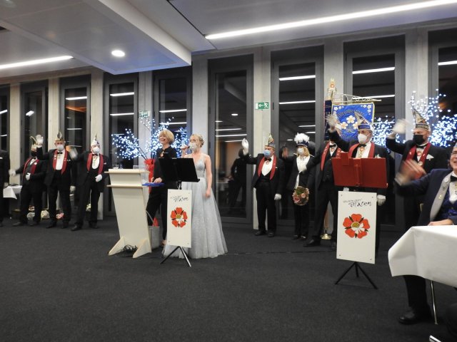 2021-Inthro-Rahmen-044